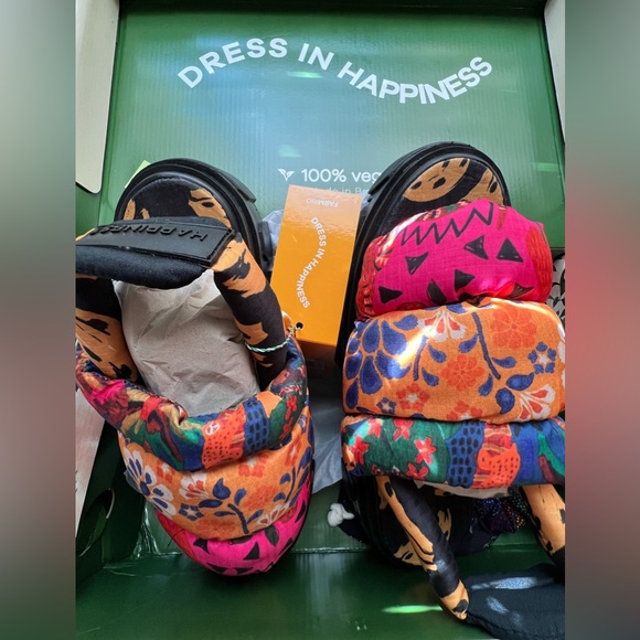 FARM Rio Shoes - FARM Rio Brazil Scarf Mixed Prints Chunky Lug Shoes Puffy Sandals NWT BOX 11 43